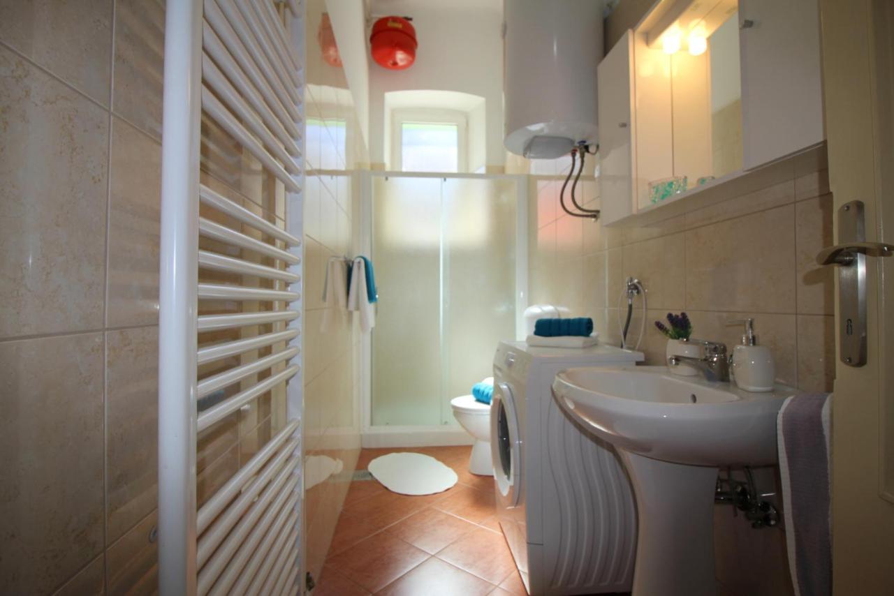 Apartment Old City Пореч Екстериор снимка